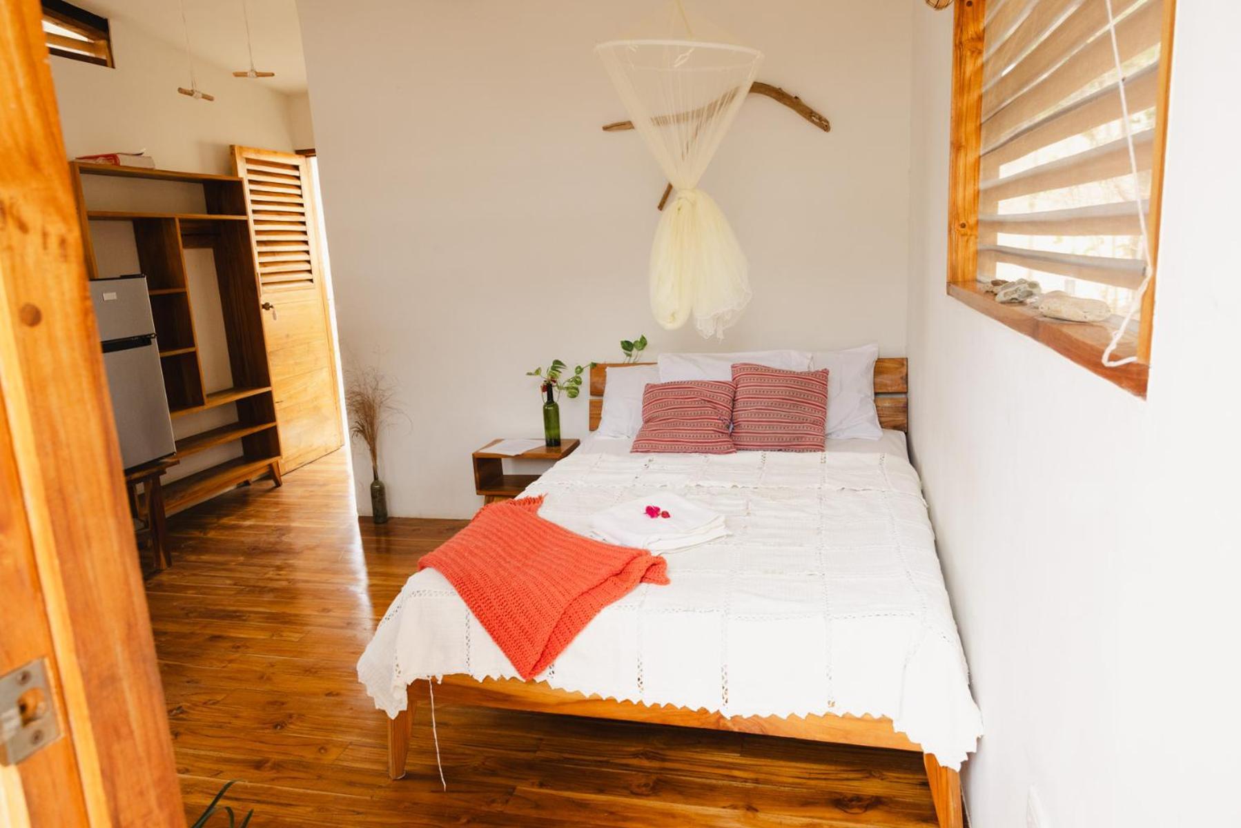 Nosotros Playa Maderas - Surf House & Casitas Villa Exterior foto